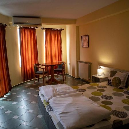 Hotel Balevurov Sandanski Extérieur photo